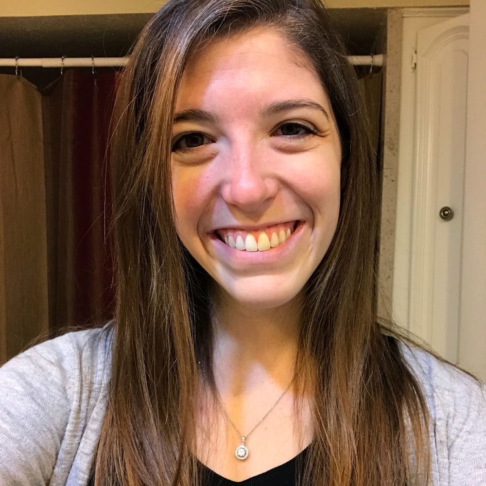 Meet your Posher, Stephanie